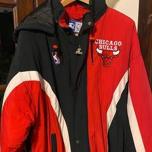 Chicago Bulls Starter Jacket with Hood